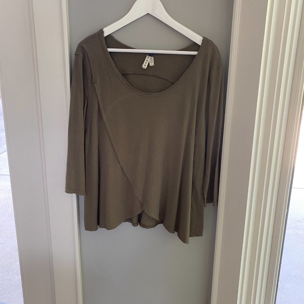 Free People Bonsai Tulip Hem 3/4 Tee - Picture 2 of 4